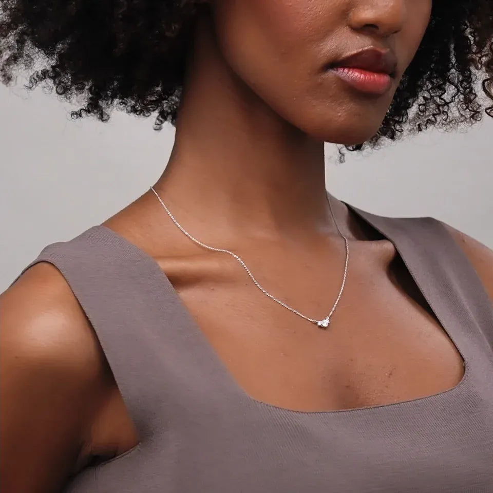 14K White Gold Three Diamond Simple Collarbone Necklace