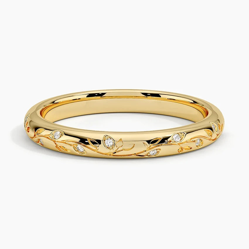 Gold Ring With Vine And Leaf Motifs